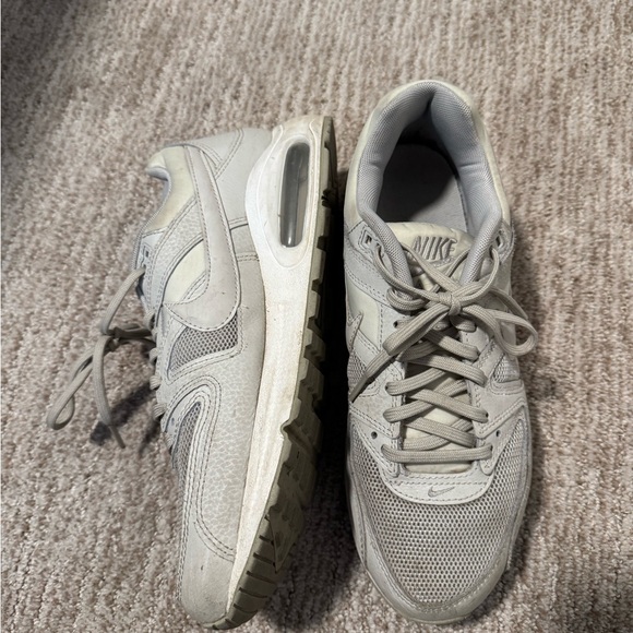 Nikes - Picture 2 of 3